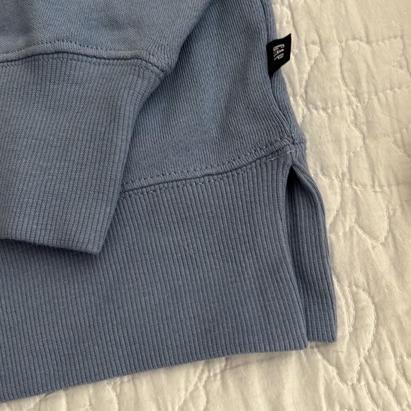 GAP blue sweatshirt button down NWT - Picture 2 of 7